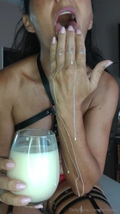 A mature woman and also very daring and nasty it s a delicious combo