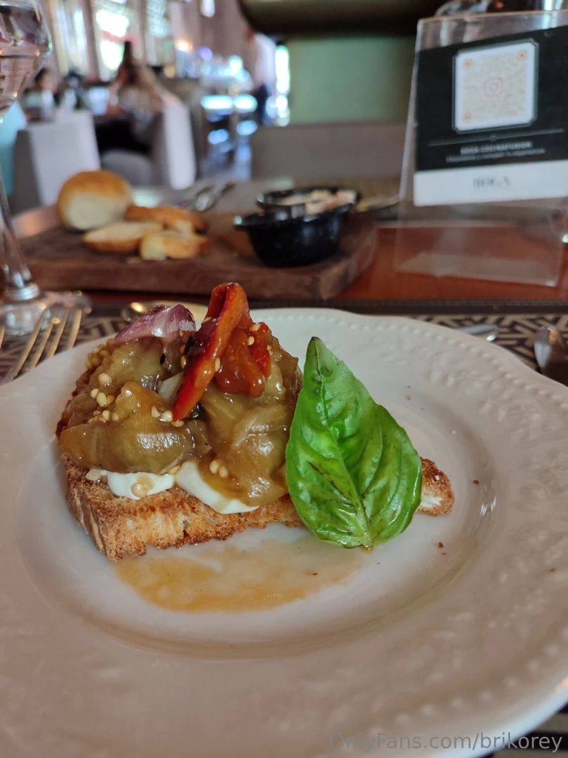 Lunch in the city on a shopping day part 2 