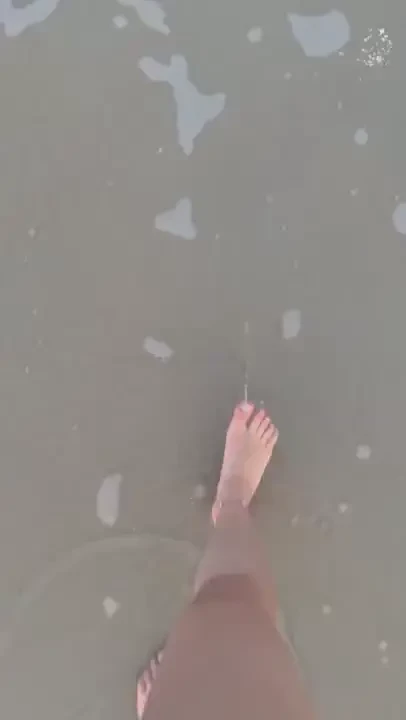 Just some lil teasers of my cute toes at the beach i wonder if you had part 1 