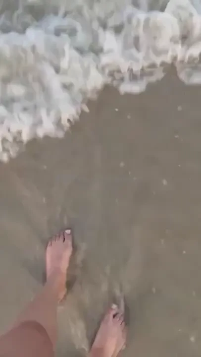 Just some lil teasers of my cute toes at the beach i wonder if you had 