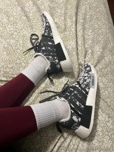 New shoes to get cum all over them thanks to an awesome subscriber part 5