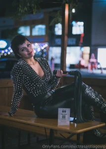 Crawl to your knees you worthless slave and gaze upon your mistress