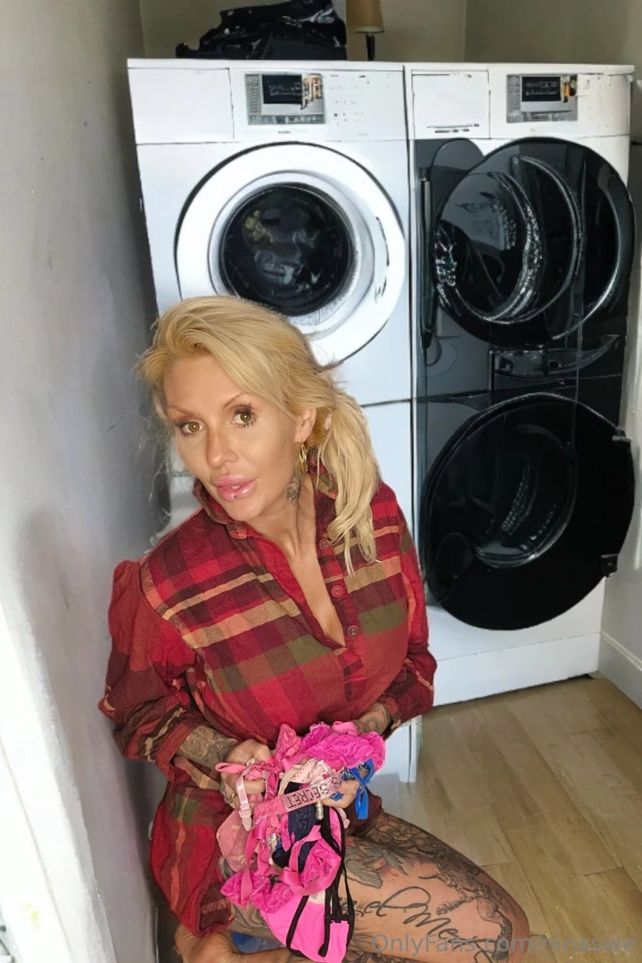 Do u want to know a secret about laundryday ninasweden 
