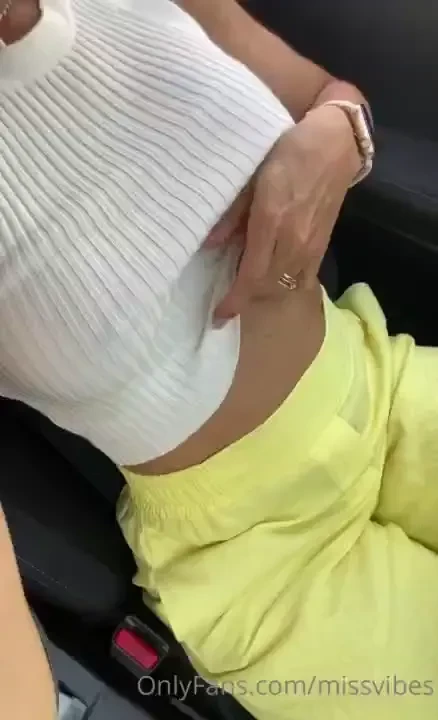 Ho appena finito la mia lezione in palestra nonostante la doccia ho 