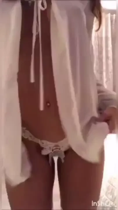 Se vi piacciono le ragazze che sembrano innocui angioletti che si 