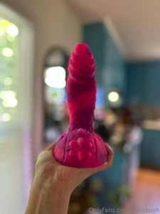 I have decided to refilm all new solo videos with my bad dragons