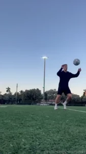 Y all already know i like to give it raw been learning some new moves