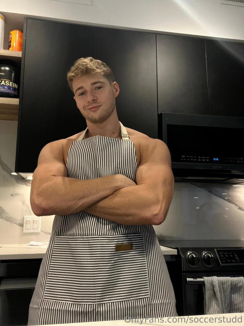 Your personal chef here i m leaving this one to y all lmk which apron part 1 