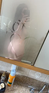 Quick steamy shower photo before bed sorry i haven t been so active part 1