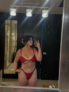 This mirror knows all my dirty little secrets but i ll let you in on