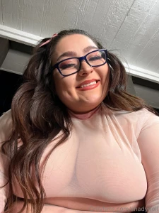 Falling for you and this sexy lingerie come play with me daddy