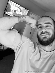 Your dude have biceps like these