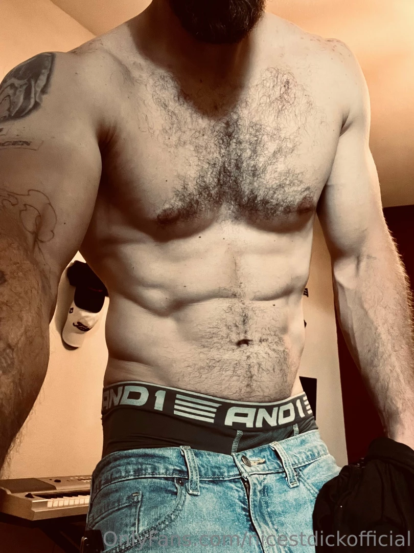 Hi cock lovers i ll be posting shortly 