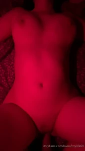 I like spending time naked in bed with a dick in my pussy