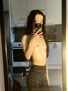 Fuck me like a hotel whore please