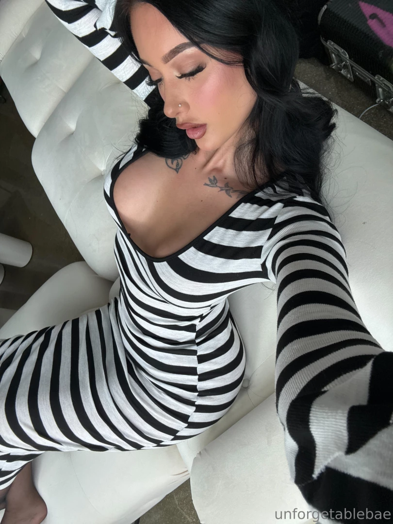 U think u can get this dress off w just ur teeth part 1 