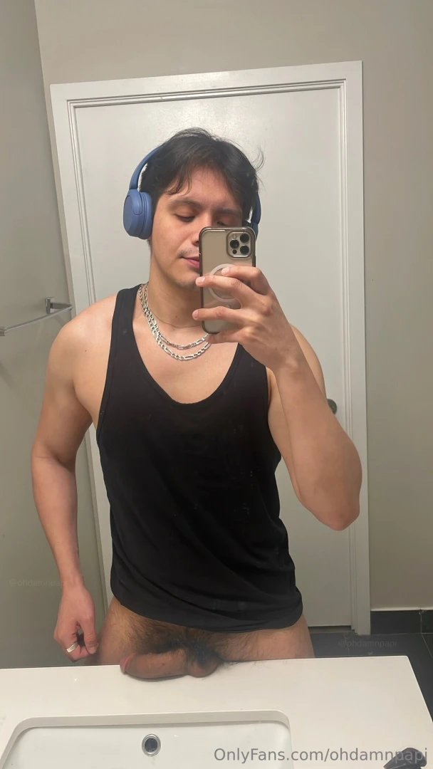 Qu ganas de romper culito con mi verga 