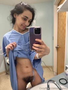 A lil update been in the the hospital ignore how messy my hair is part 2