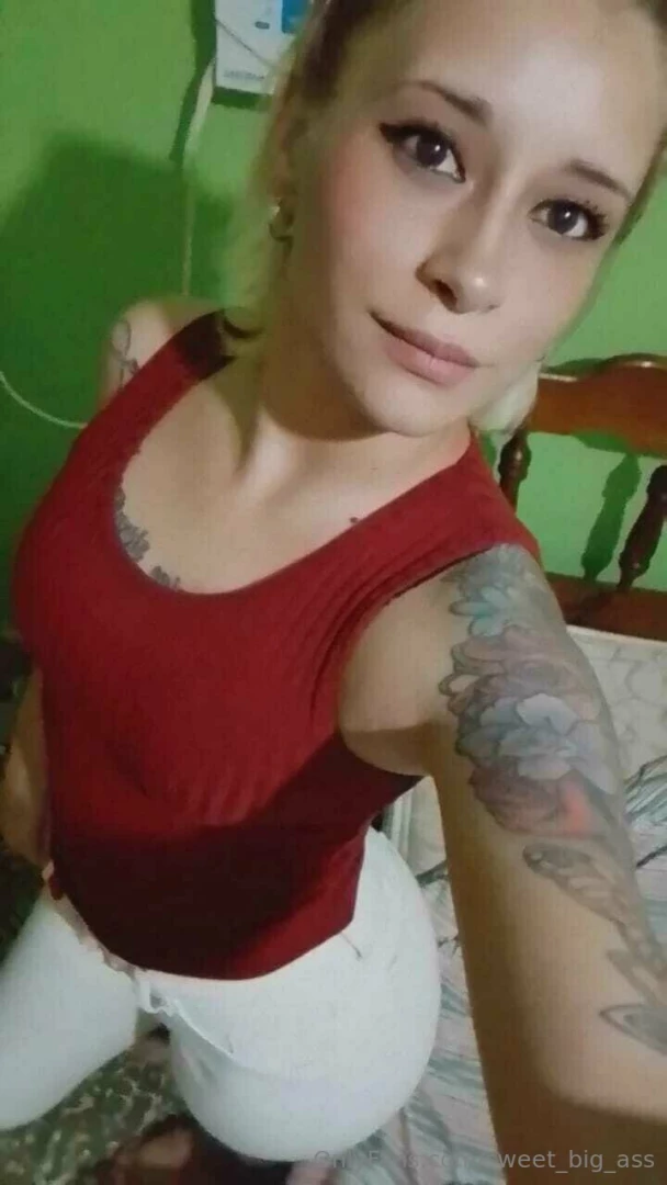 Happy christmas eve to everyone 