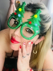 I have a gift for bad boys like youi have a gift for bad boys like you