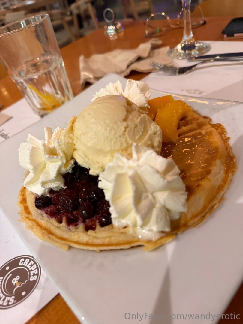 Yummy waflle with ice cream and fruits 