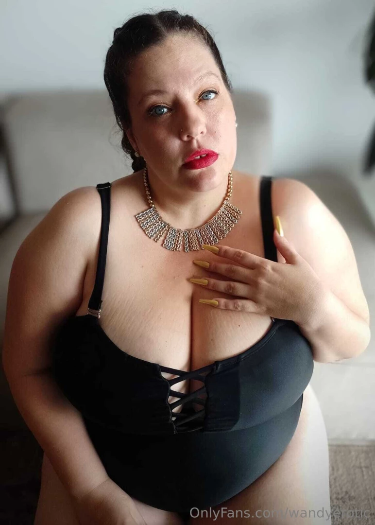 Elixirgold elixirgoldvip i am your adored wife plus size and very hot 