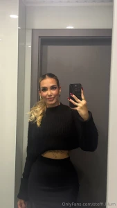 Fri-yay vibes what are your plans this weekend how s my look feel free