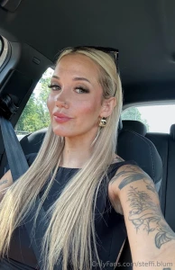 Sending you sweet sunday kisses