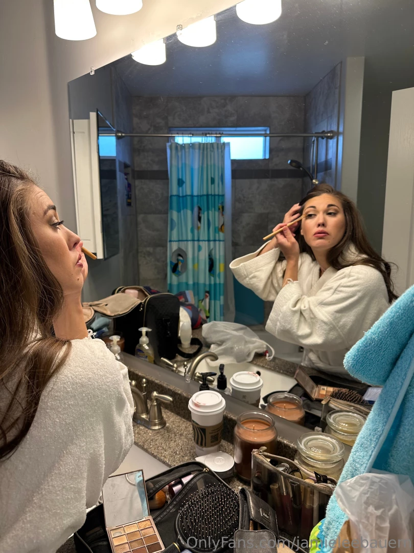 Getting ready for a photoshoot part 1 