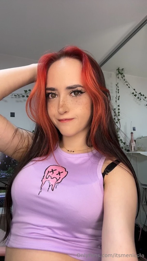 Someone says that i look modest it s only at first glance 