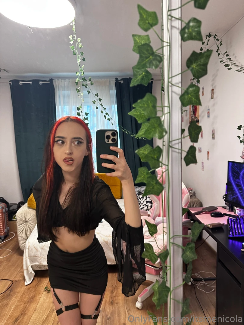 A post this for my biggest fans i know that there are many who cherish 