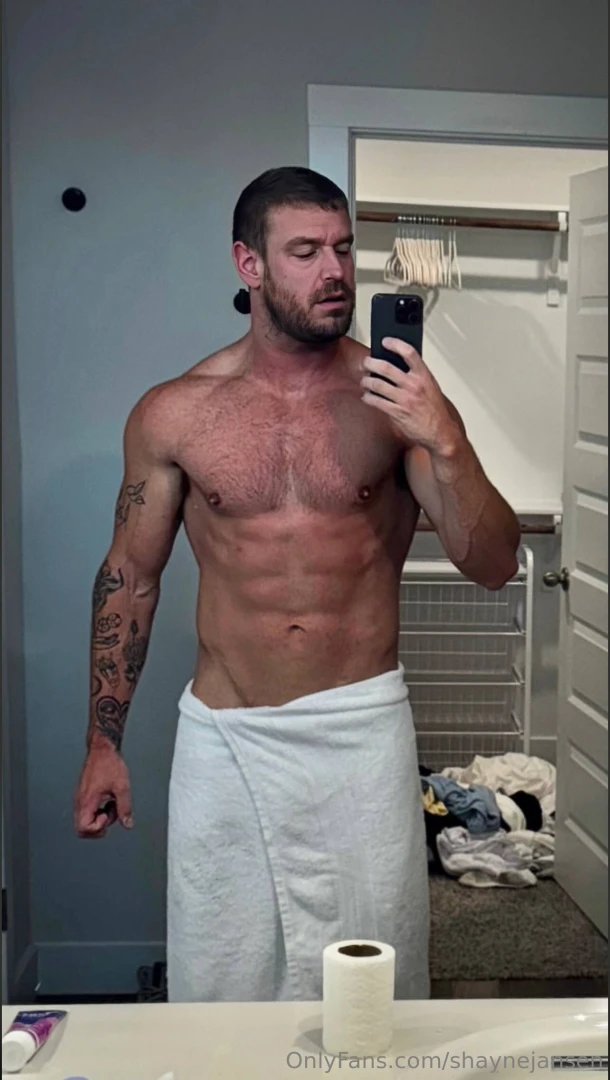 This towel has secrets 
