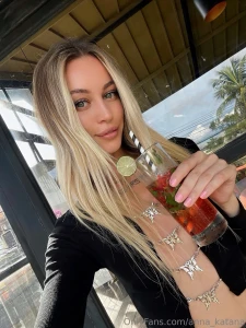 A gentle afternoon cocktails and a light breeze immersing myself in an part 1