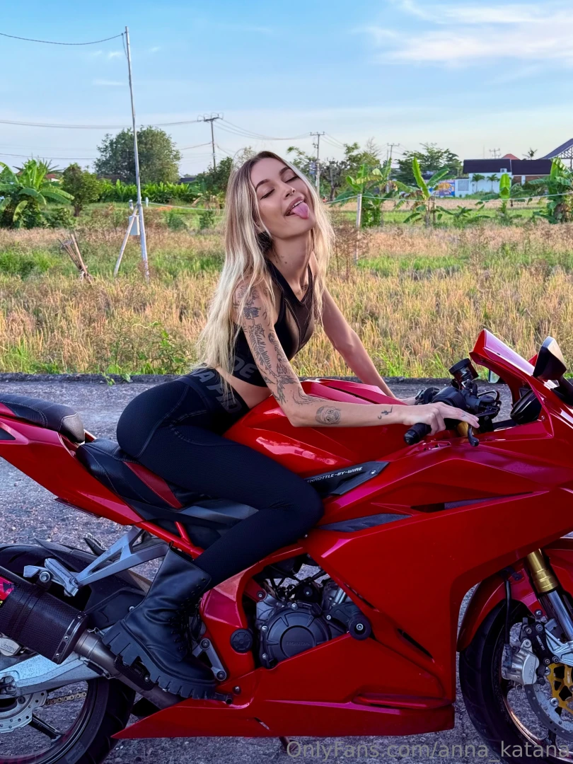 Wind in my hair freedom on the road and adrenaline - that s what part 1 