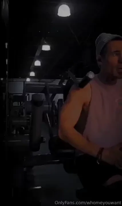 Back at it filming and going live today with a behind the scenes 