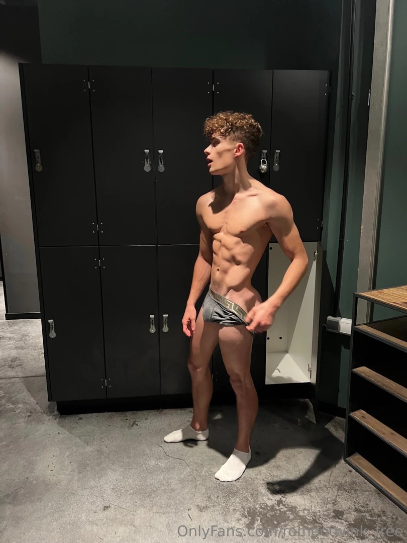 Check out my exclusive page romeo_twink full naked and uncensored part 22 