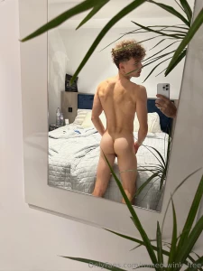 Check out my exclusive page romeo_twink full naked and uncensored part 24