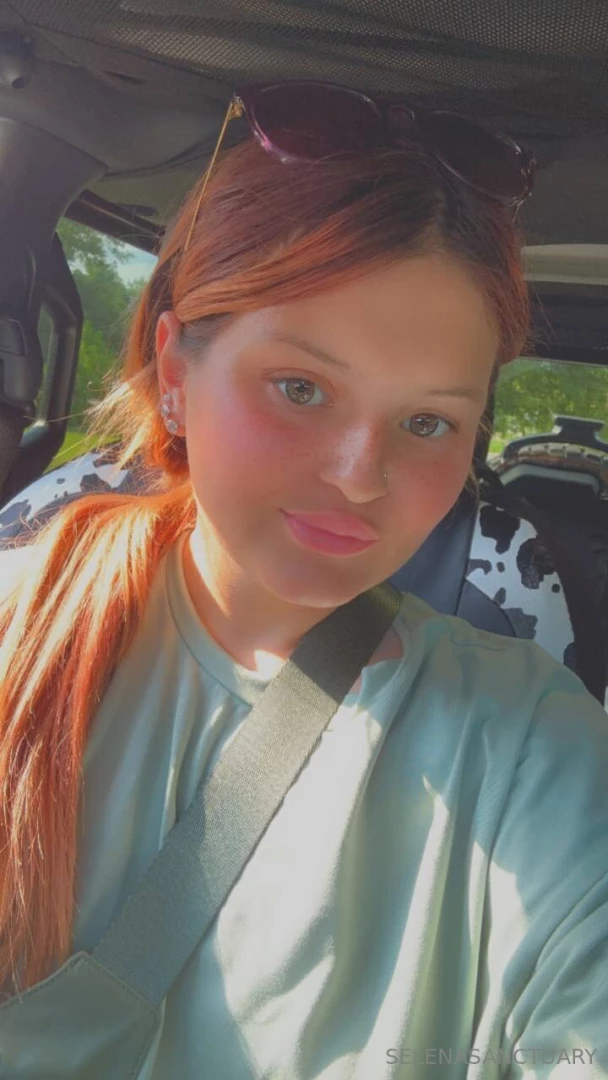 Describe me in one word one emoji part 11 