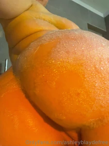 New video squirting in the bath would you take a bath with such a