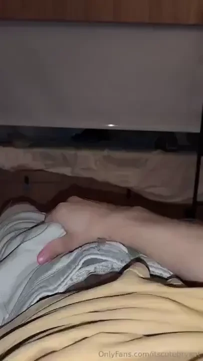 They put me in a room full of woman i need mates to walk around naked 