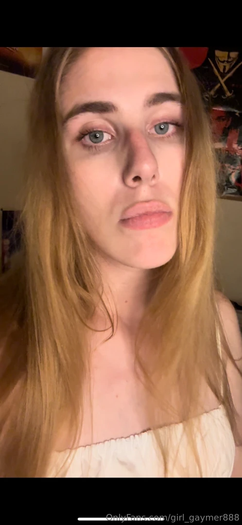 Do you like your girls with dicks dm me if you do lt 3 