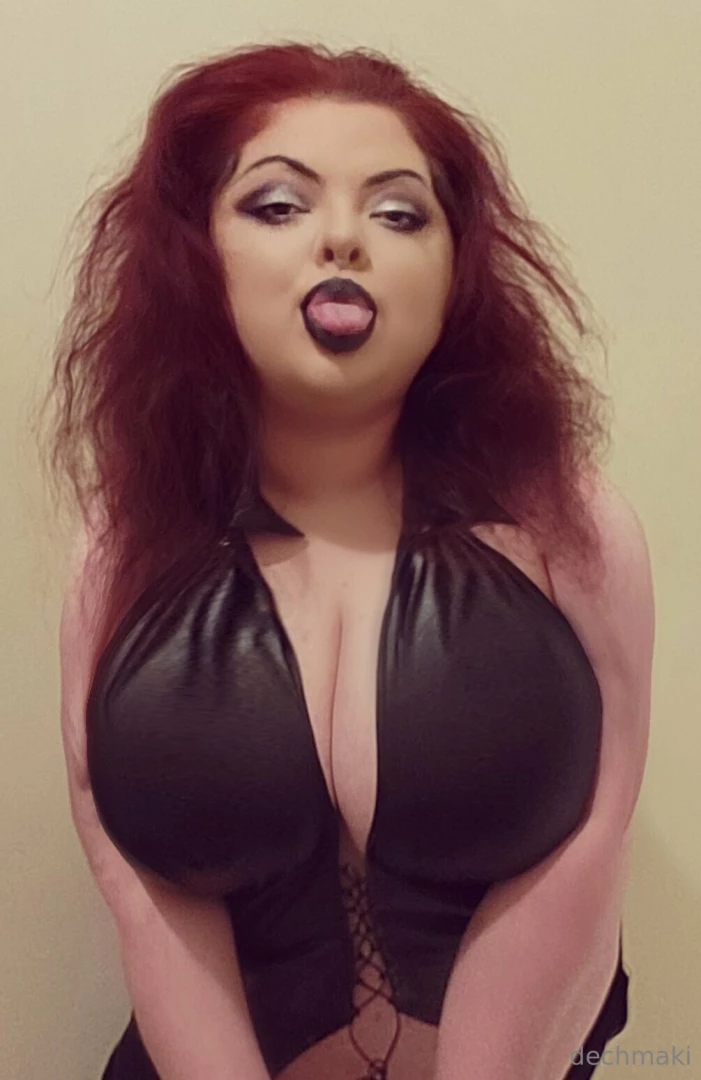 Know you needed more of this goth domme mommy look wanting to ruin my part 2 