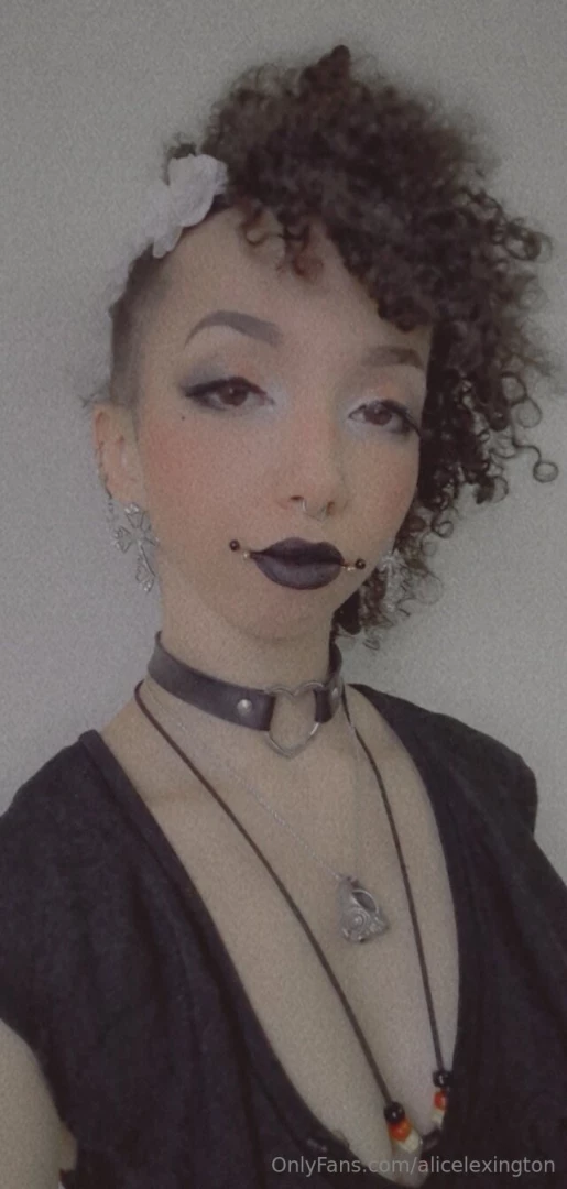 Selfie dump from 2022 i ve been posting these on instagram these are part 5 