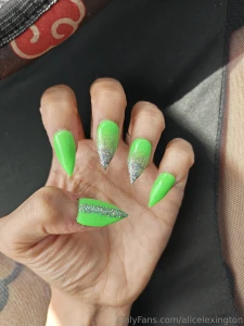 My stupid ass nails that keep getting compliments when i never