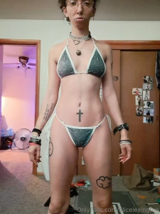 Pardon the lighting it was purple and white but because my lighting