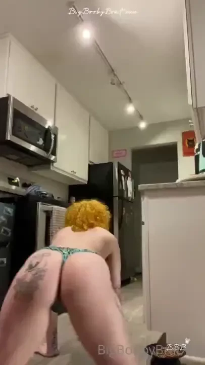 Thick tatted and twerking 