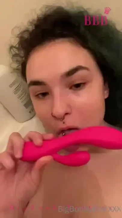 Sucking my dildo and fingers of cum 