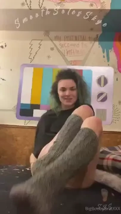 Teasing you with knee socks and my smooth soles sph - foot fetish - 