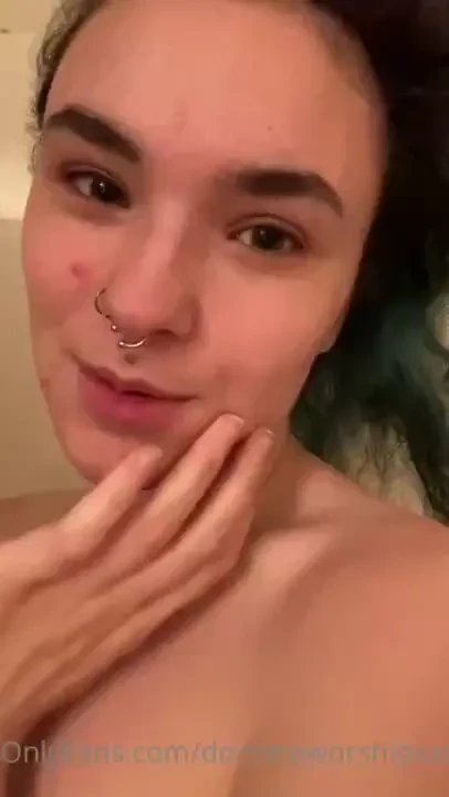 I wish you could shower with me baby imagine all the fun we could have 
