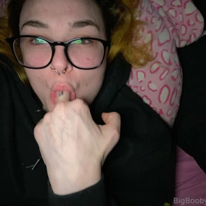 I love tasting myself and eating my cum after i play with myself part 9